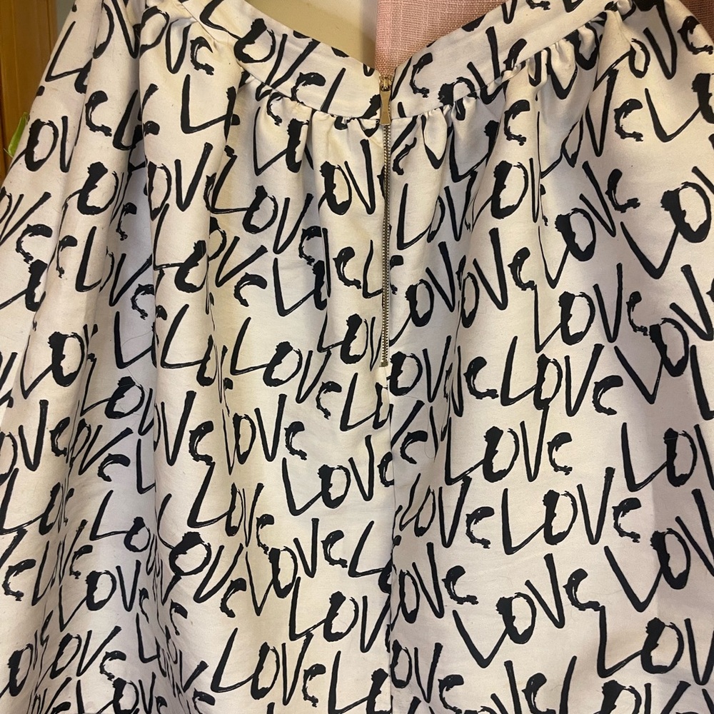**RARE** Kate Spade ♠️ “Love” skirt - Picture 3 of 8